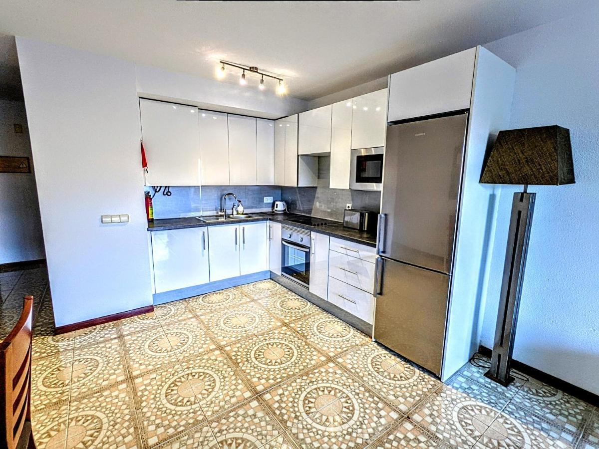 Luxury Newly Refurbished Modern Apartment With Stunning Mountain Views - Xmas And Ny 2025-2026 Now Booking San Miguel de Abona Exteriér fotografie